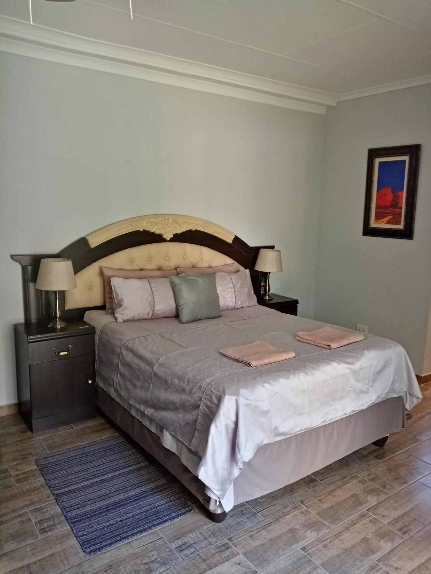 De La Rose Guesthouse Lephalale 外观 照片