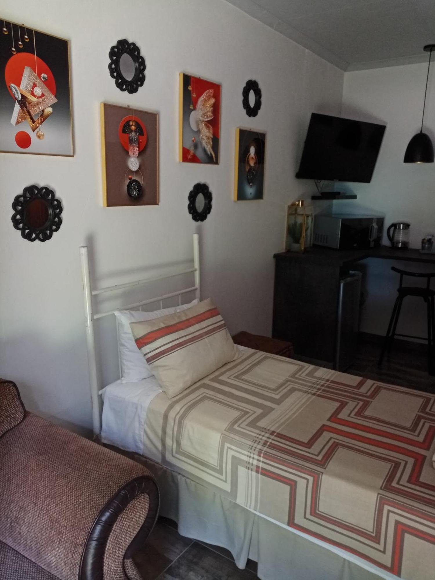De La Rose Guesthouse Lephalale 外观 照片