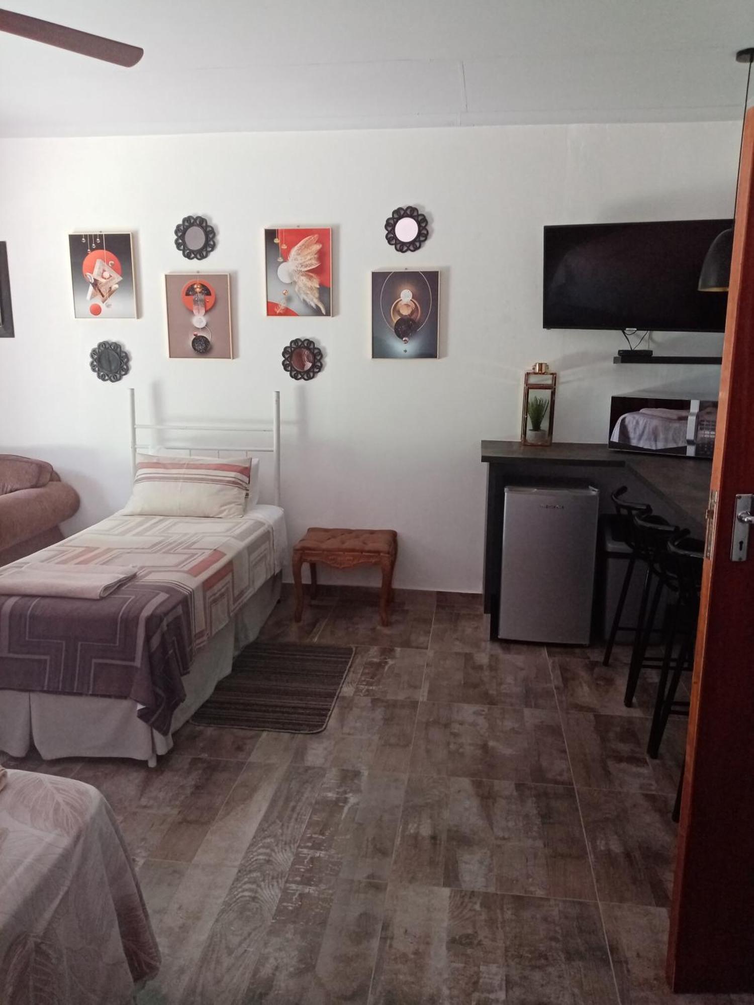 De La Rose Guesthouse Lephalale 外观 照片
