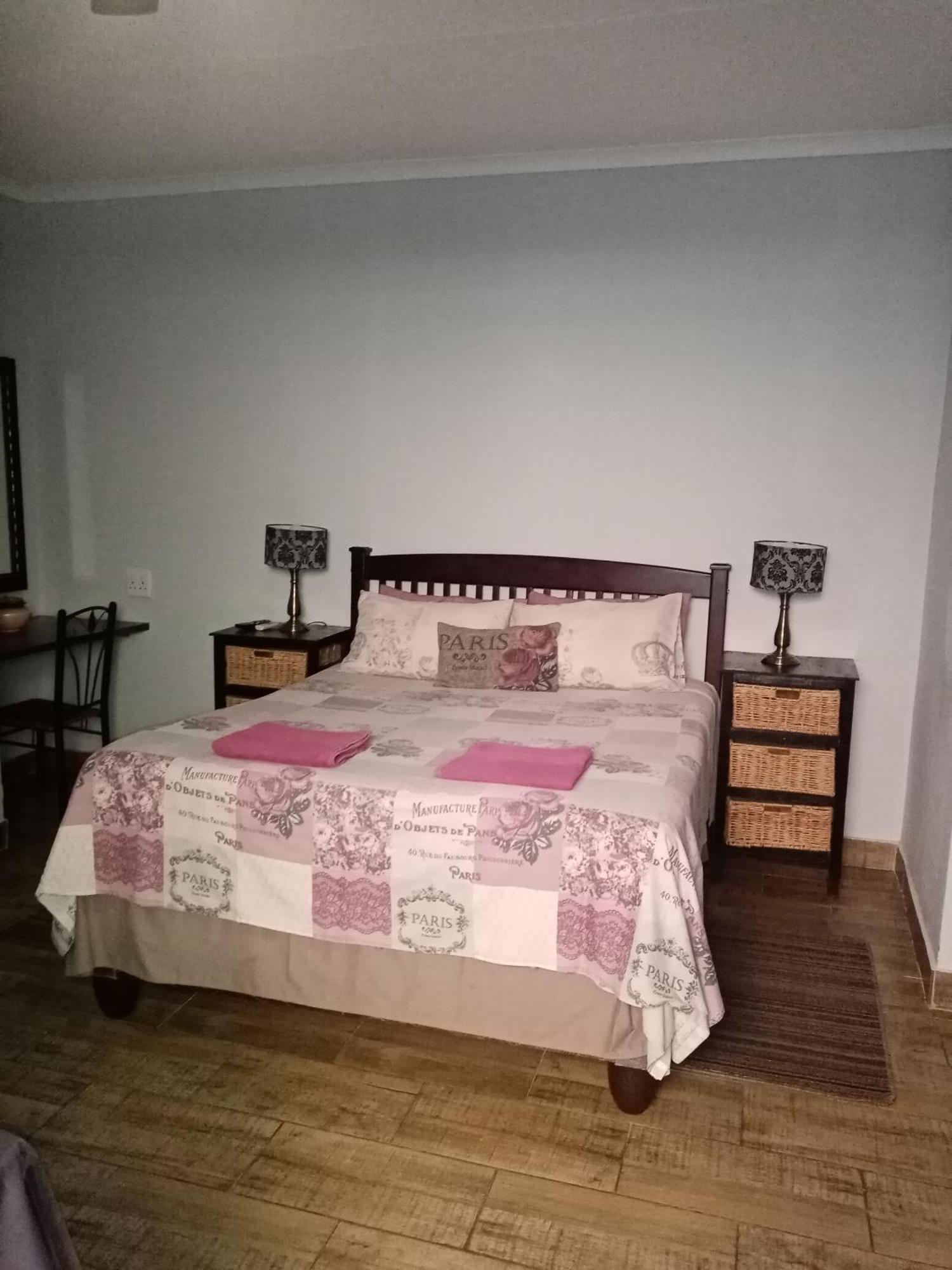 De La Rose Guesthouse Lephalale 外观 照片